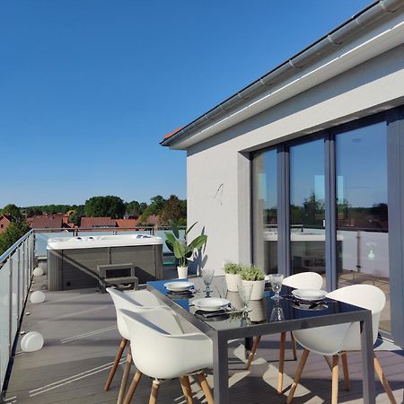 Penthouse Mit Whirlpool Im Herzen Von Niedersachsen Burgwedel  Exterior photo